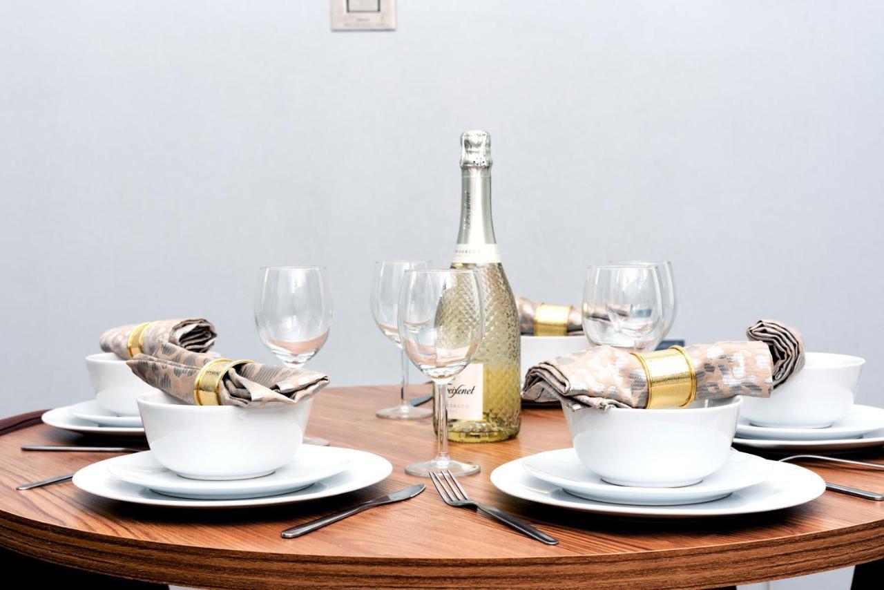 Wrexham Central Stay - Apartment Six Esterno foto