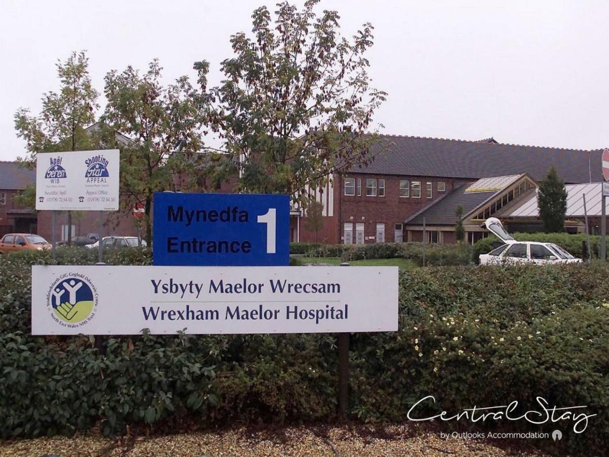Wrexham Central Stay - Apartment Six Esterno foto